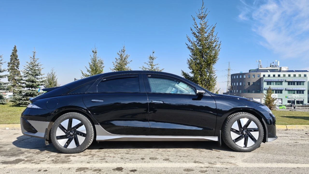 Hyundai Ioniq 6 UNIQ 4x4 325 �.�.��� ���������� | �������� �� 2031 | Mobile.bg � ����������� 3
