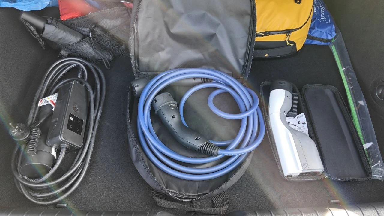 Hyundai Ioniq 6 UNIQ 4x4 325 �.�.��� ���������� | �������� �� 2031 | Mobile.bg � ����������� 13