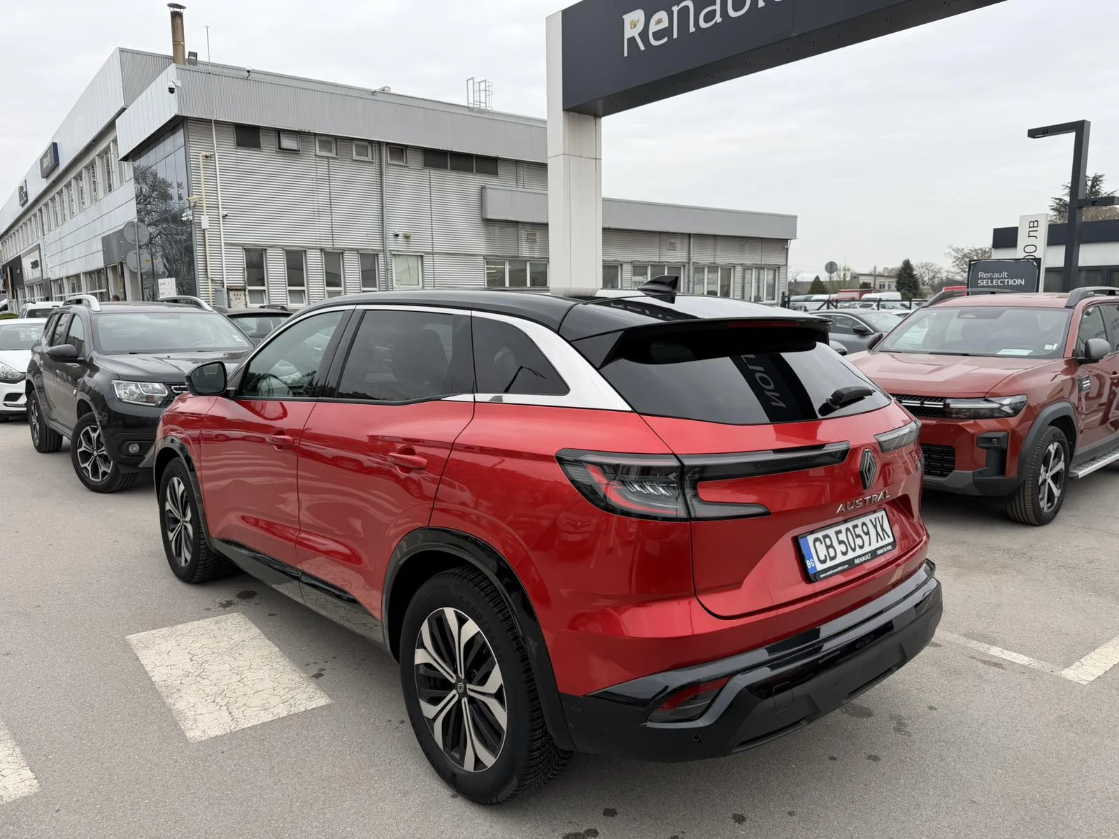 Renault Austral 1.3TCe 140k.c., снимка 8 - Автомобили и джипове - 54288589