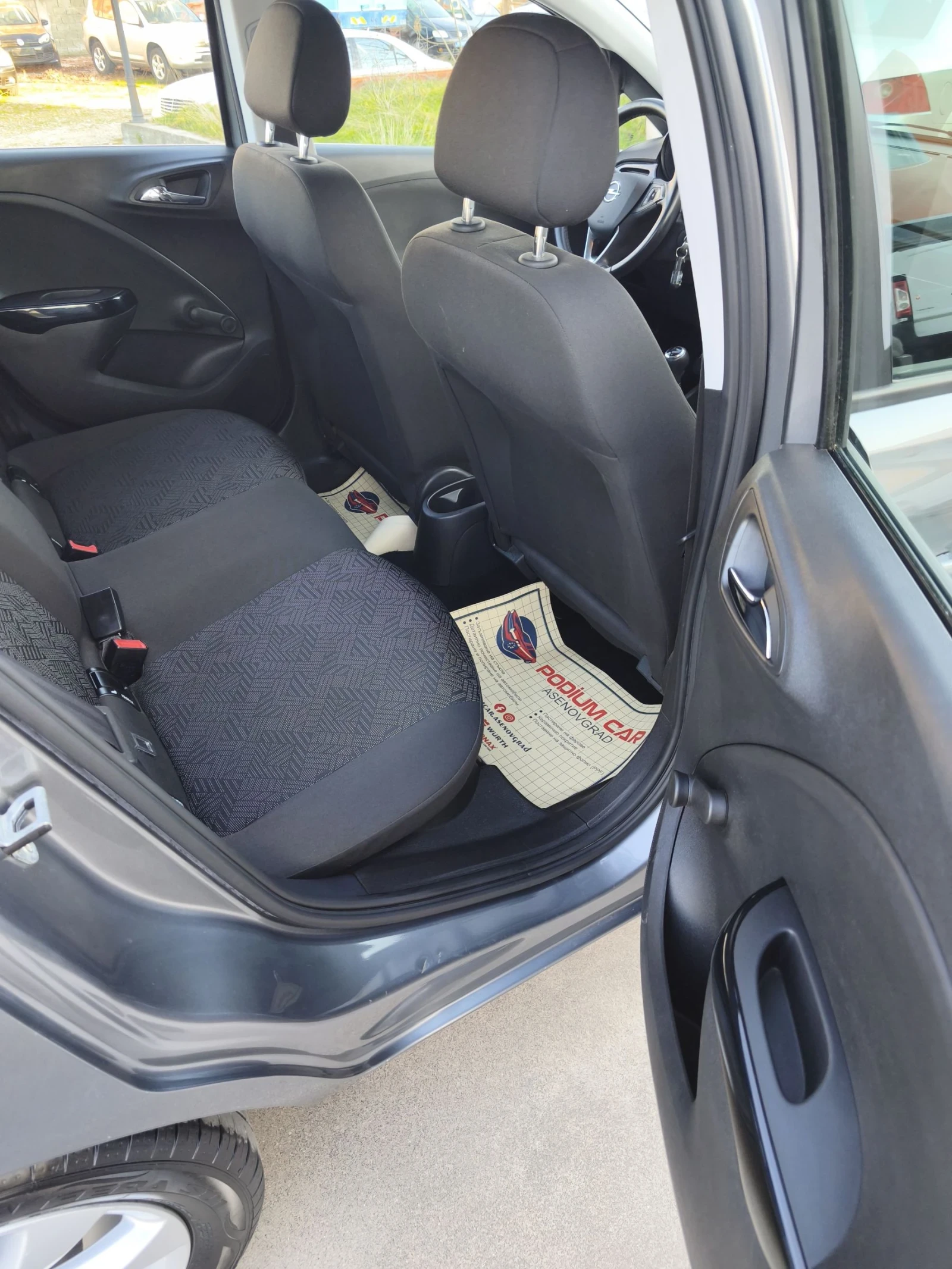 Opel Corsa 1.4i, снимка 12 - Автомобили и джипове - 54335850