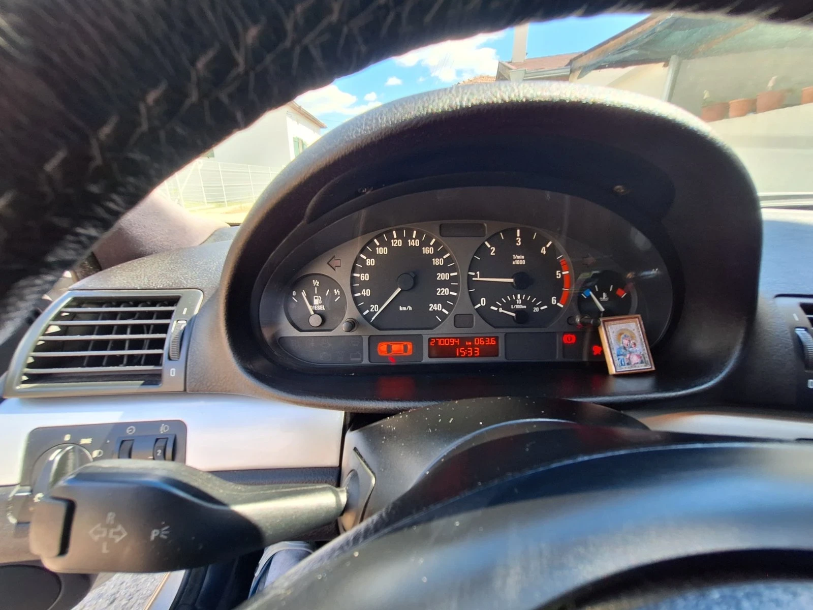 BMW 320, снимка 5 - Автомобили и джипове - 54399274