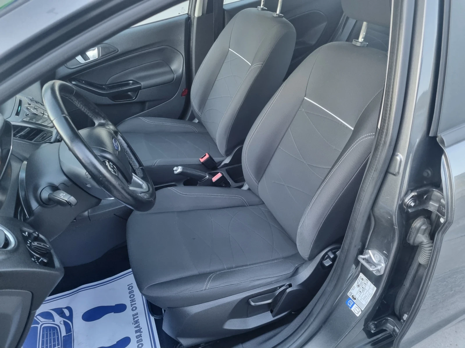 Ford Fiesta 1.5TDCI/NAVI/EURO6, снимка 10 - Автомобили и джипове - 54446203