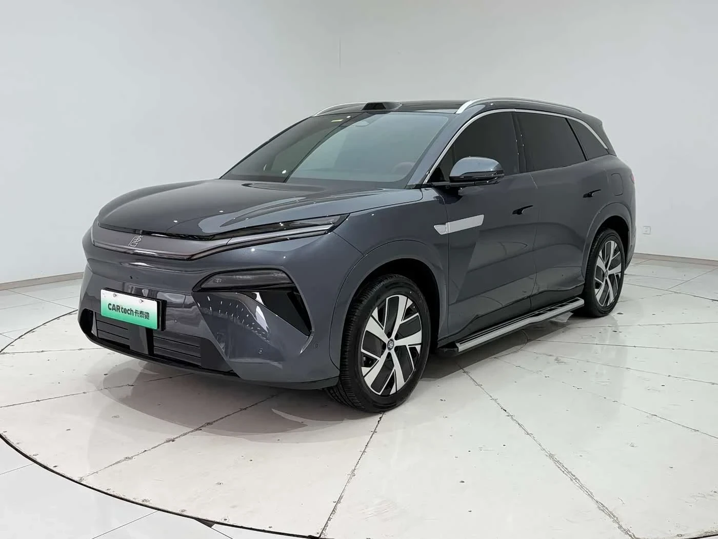 BYD Tang Premium Edition 670km autogeorge.com, снимка 2 - Автомобили и джипове - 54554338
