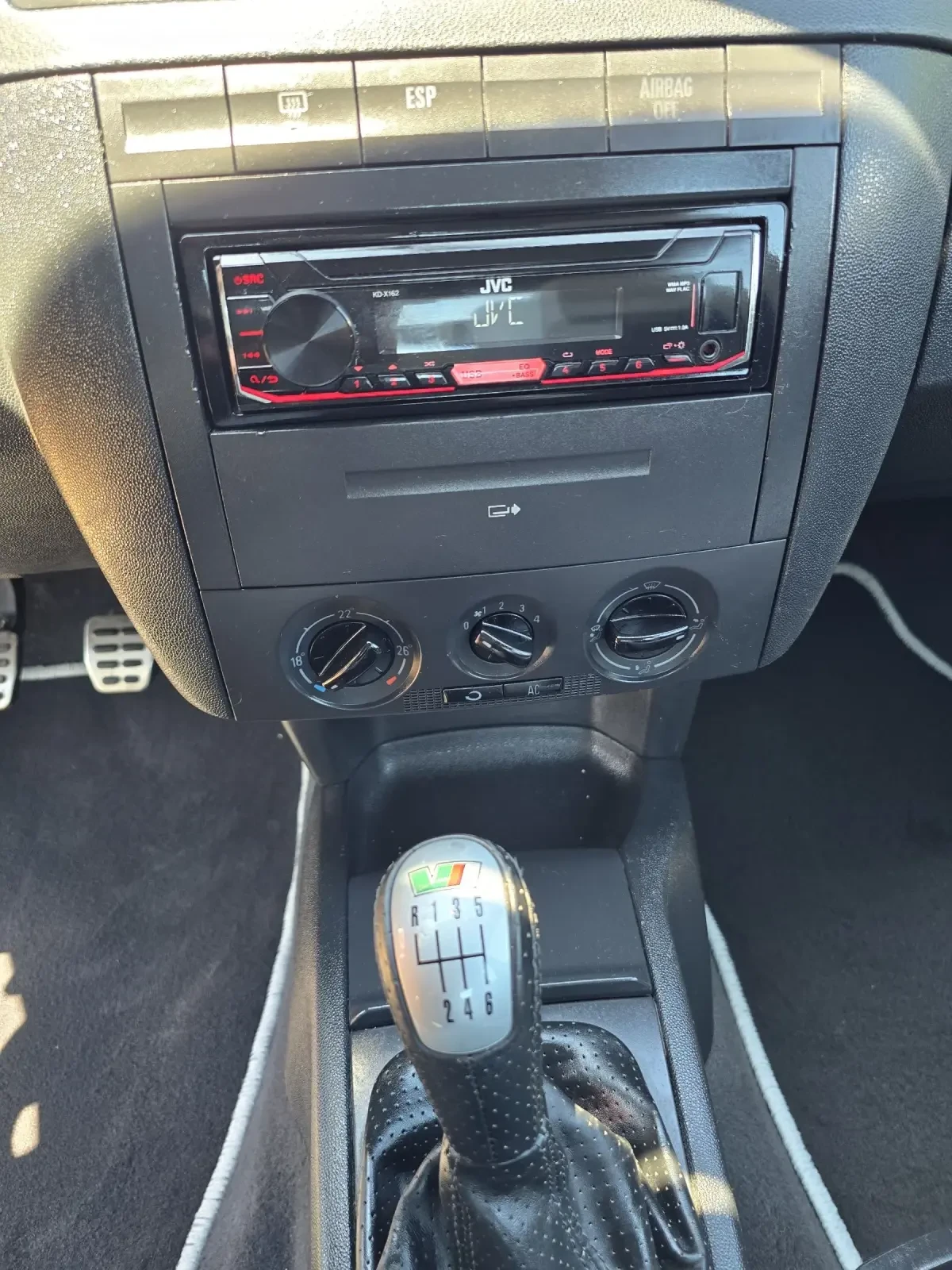 Skoda Fabia VRS 131hp, снимка 10 - Автомобили и джипове - 54832693