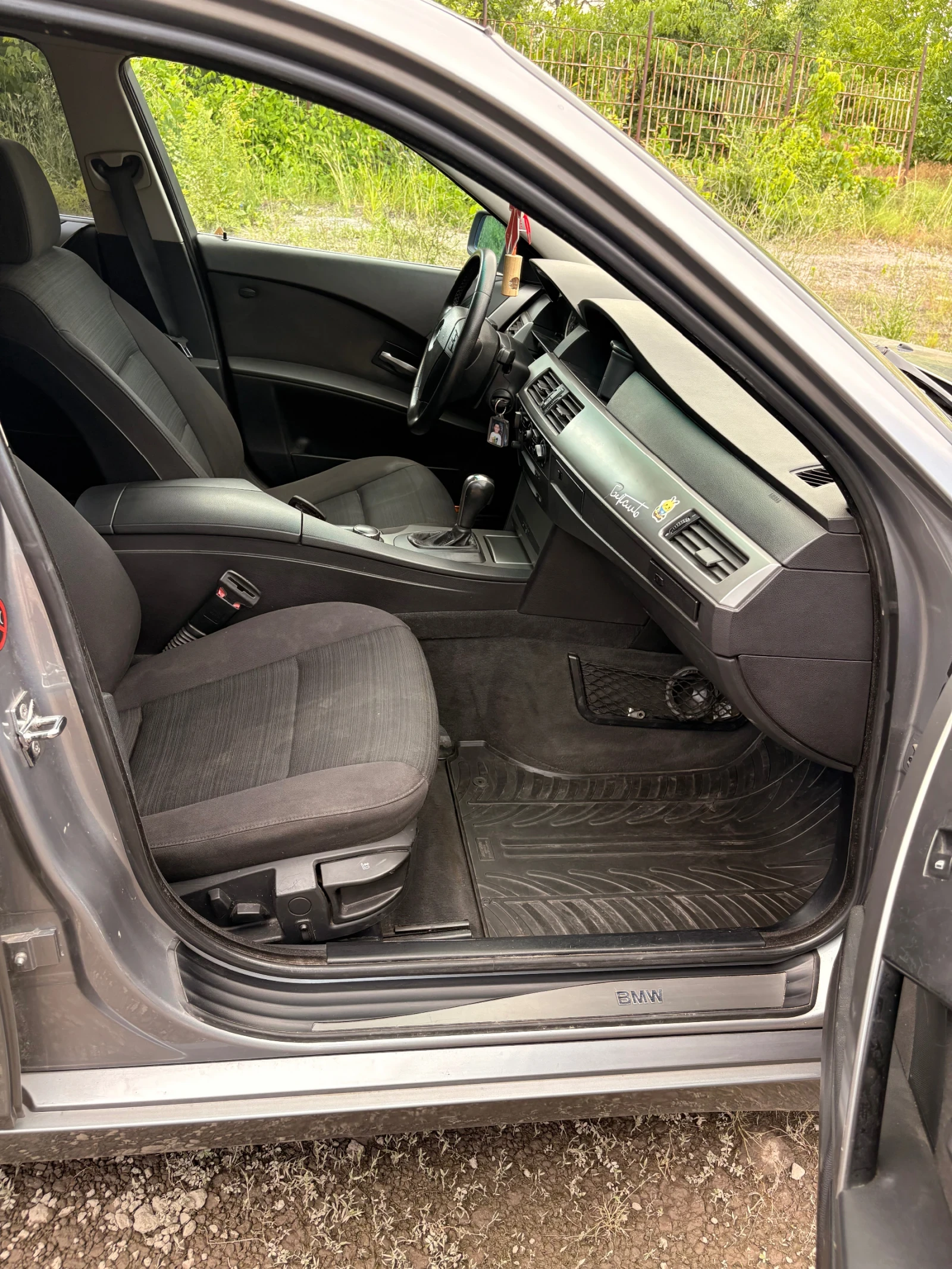 BMW 523 2.5, 177к.с., снимка 13 - Автомобили и джипове - 54837302