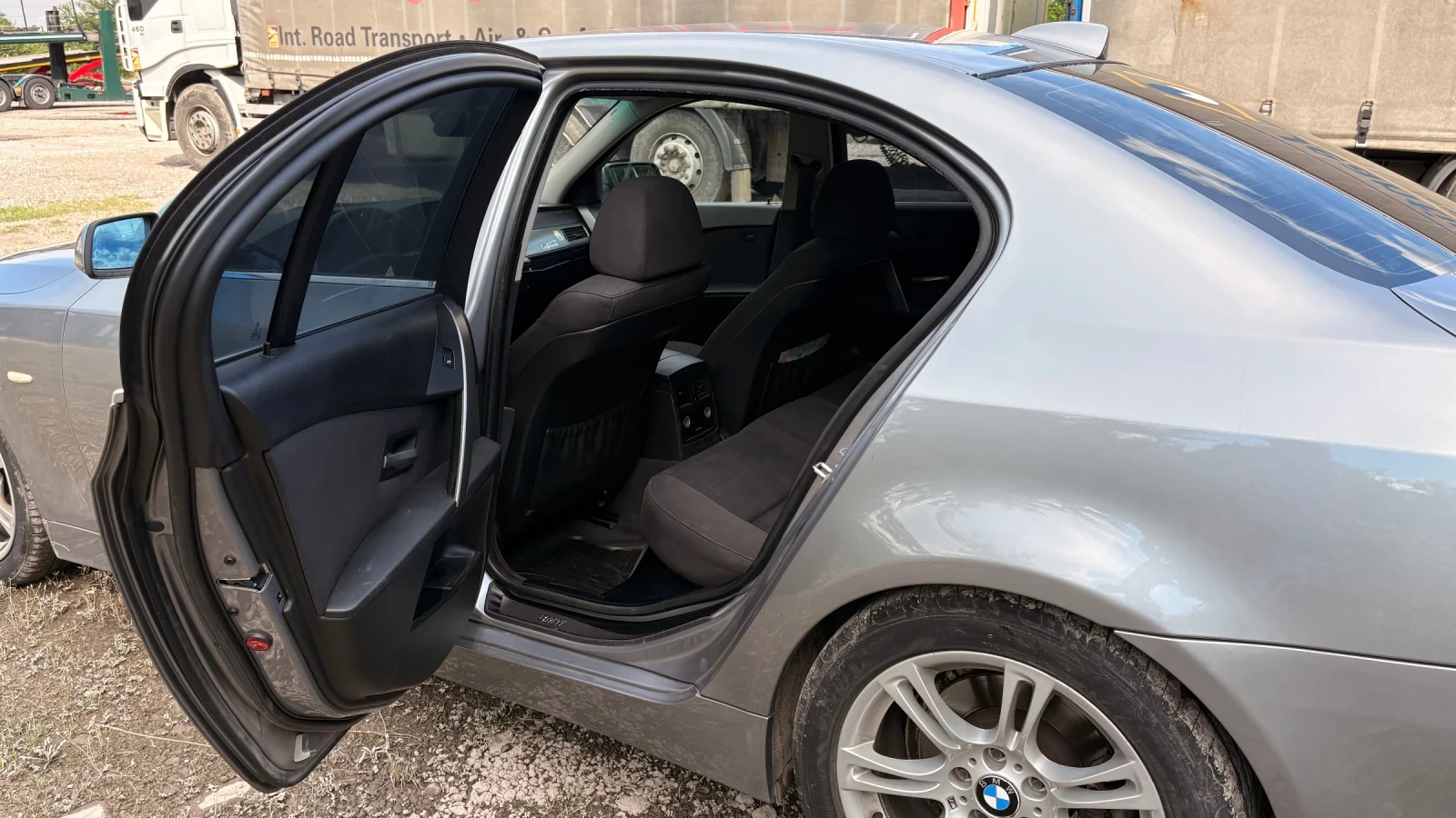 BMW 523 2.5, 177к.с., снимка 15 - Автомобили и джипове - 54837302