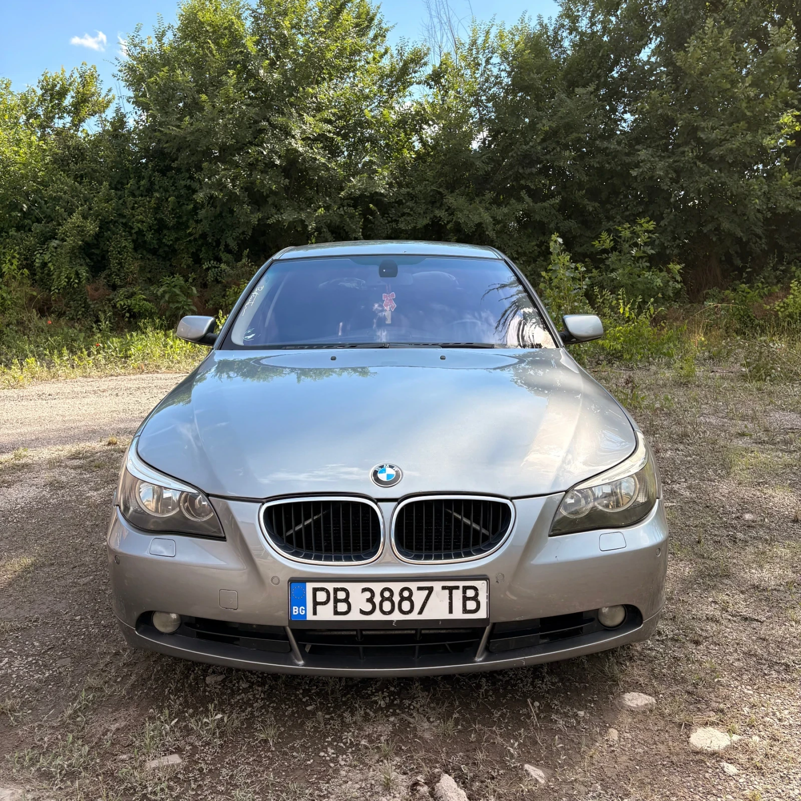 BMW 523 2.5, 177к.с.