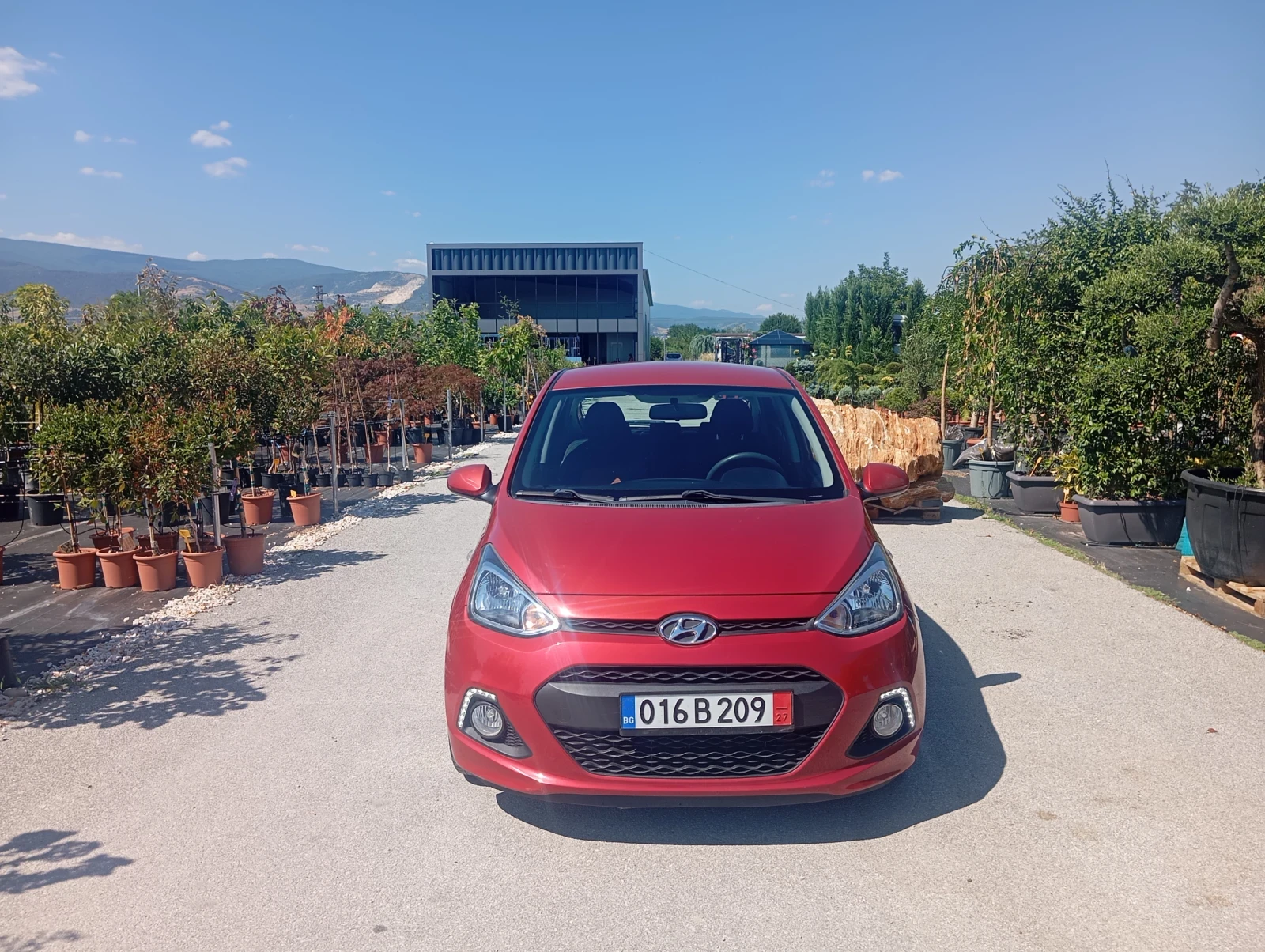 Hyundai I10 Бензин , снимка 10 - Автомобили и джипове - 55747369
