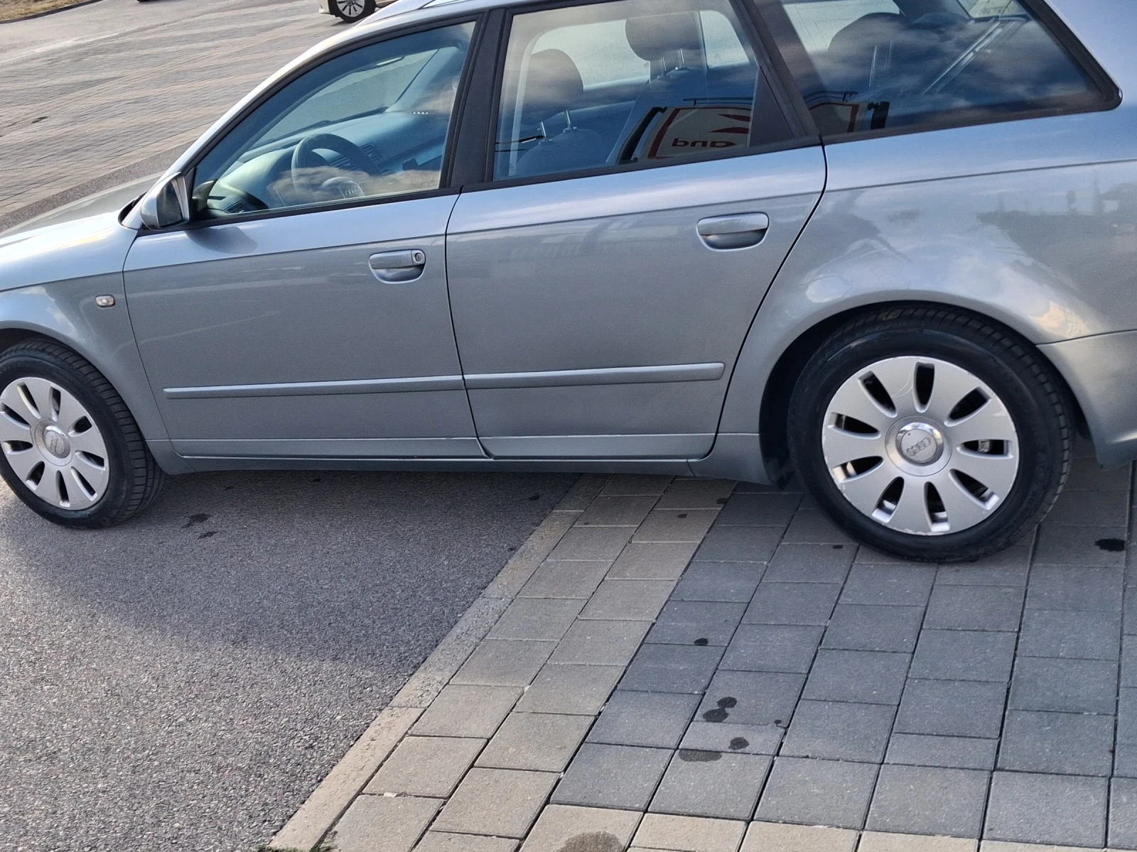 Audi A4 2.0 d, снимка 4 - Автомобили и джипове - 56194098