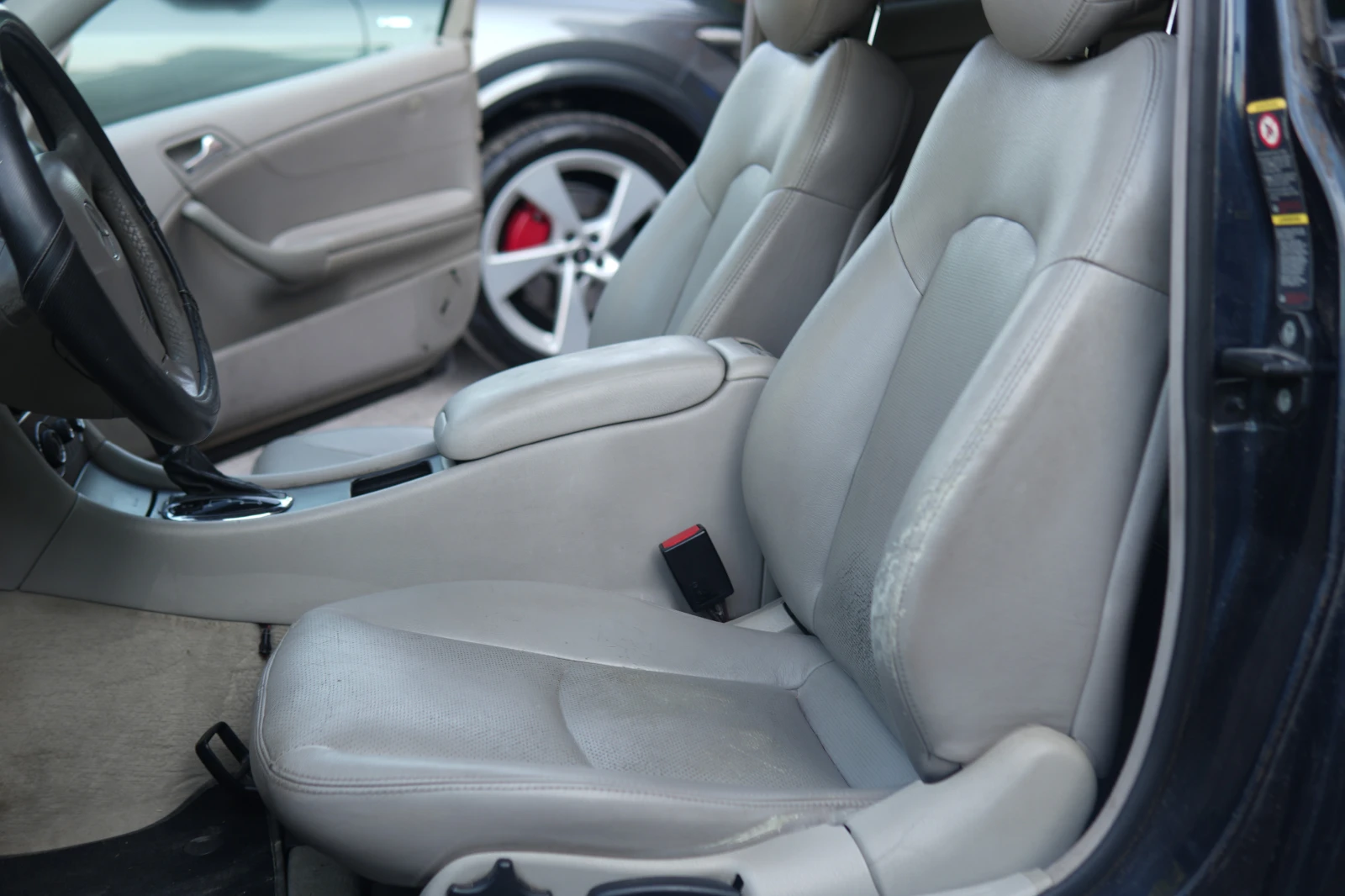 Mercedes-Benz C 220, снимка 10 - Автомобили и джипове - 56381262
