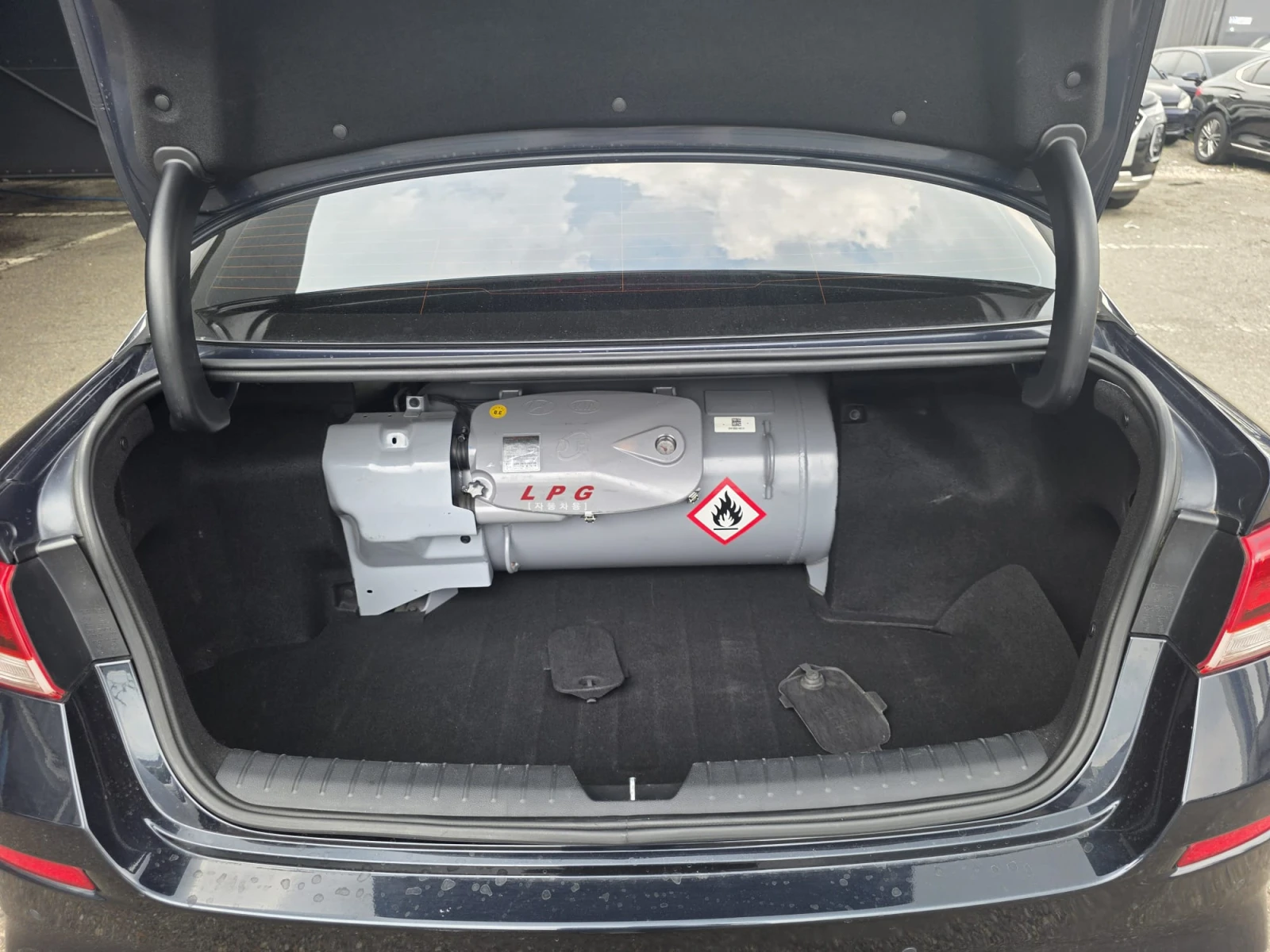 Kia K5 2018 LPG, снимка 15 - Автомобили и джипове - 56725607