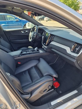 Volvo XC60 Inscription, снимка 9
