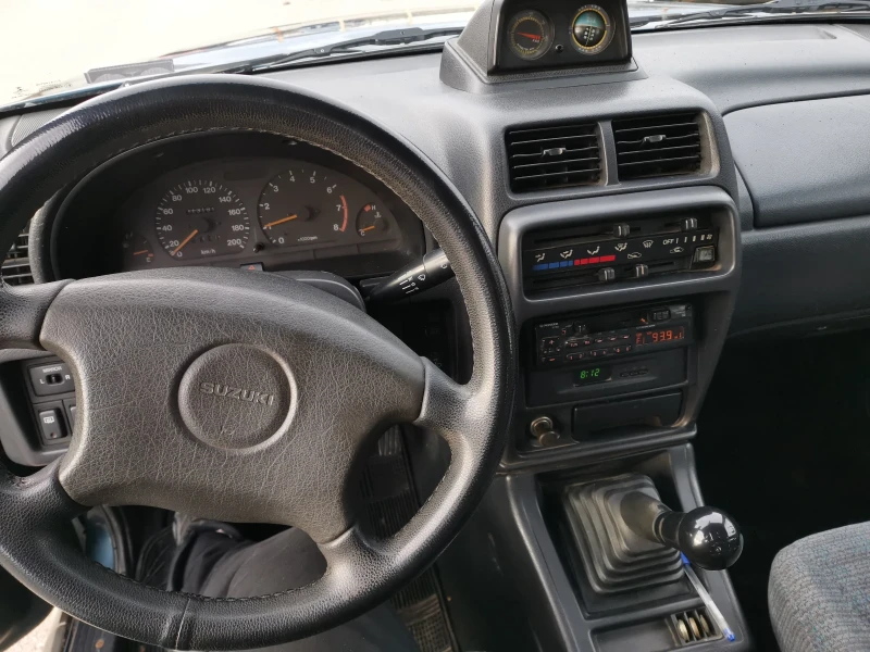 Suzuki Vitara 2.0i V6, снимка 8 - Автомобили и джипове - 48066848