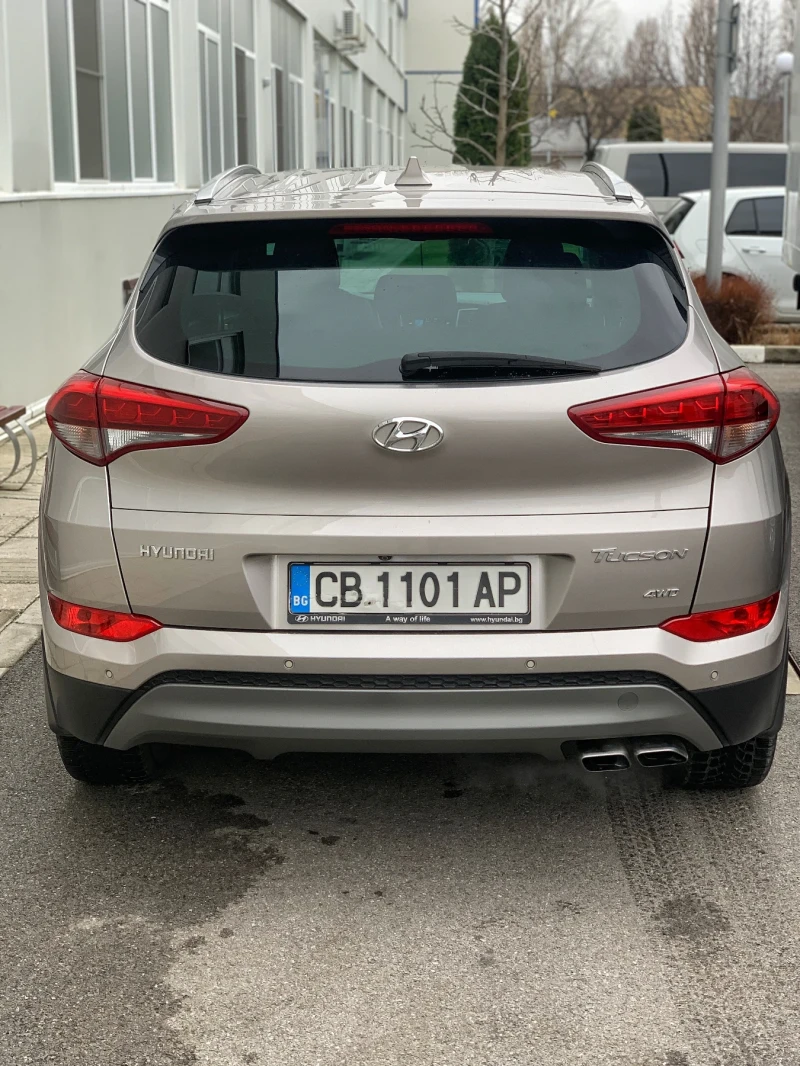 Hyundai Tucson, снимка 6 - Автомобили и джипове - 48224754