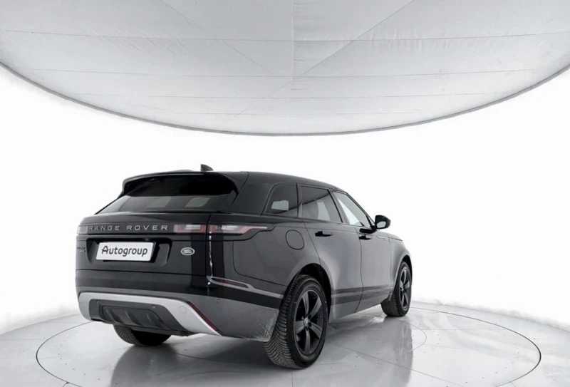 Land Rover Range Rover Velar  2.0 дизел 240 коня 4по4 пакет R dynamic панорама, снимка 2 - Автомобили и джипове - 51895757