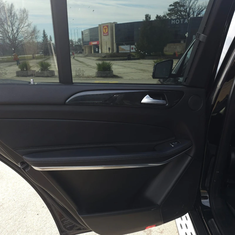 Mercedes-Benz GLS 500 GLS 550, снимка 10 - Автомобили и джипове - 53556165