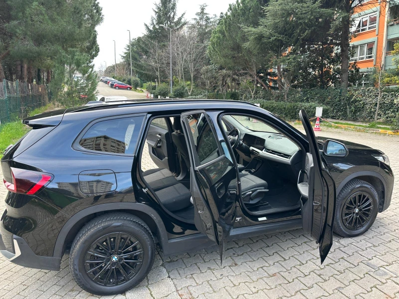 BMW X1, снимка 10 - Автомобили и джипове - 53590650