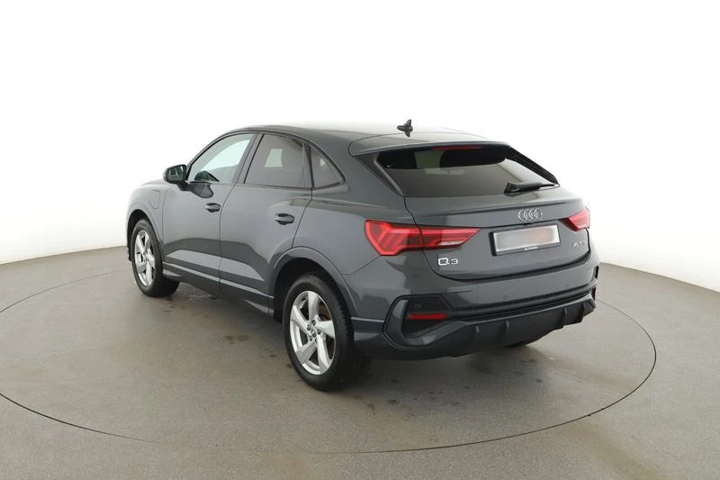 Audi Q3 Sportback 45 TFSIe, снимка 4 - Автомобили и джипове - 55410425