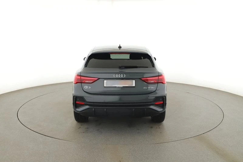 Audi Q3 Sportback 45 TFSIe, снимка 5 - Автомобили и джипове - 55410425