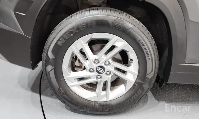 Hyundai Tucson NX4 / 2WD / ЛИЗИНГ, снимка 5 - Автомобили и джипове - 55469169