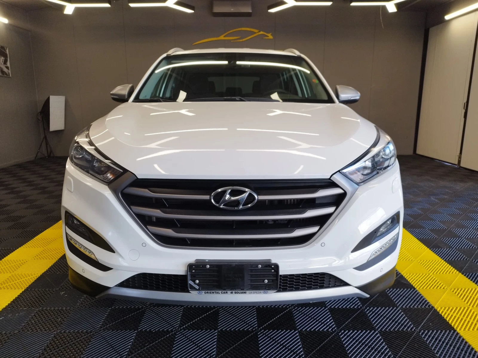 Hyundai Tucson 1.7CRDI 52000км  СЕРВИЗНА ИСТОРИЯ!, снимка 1