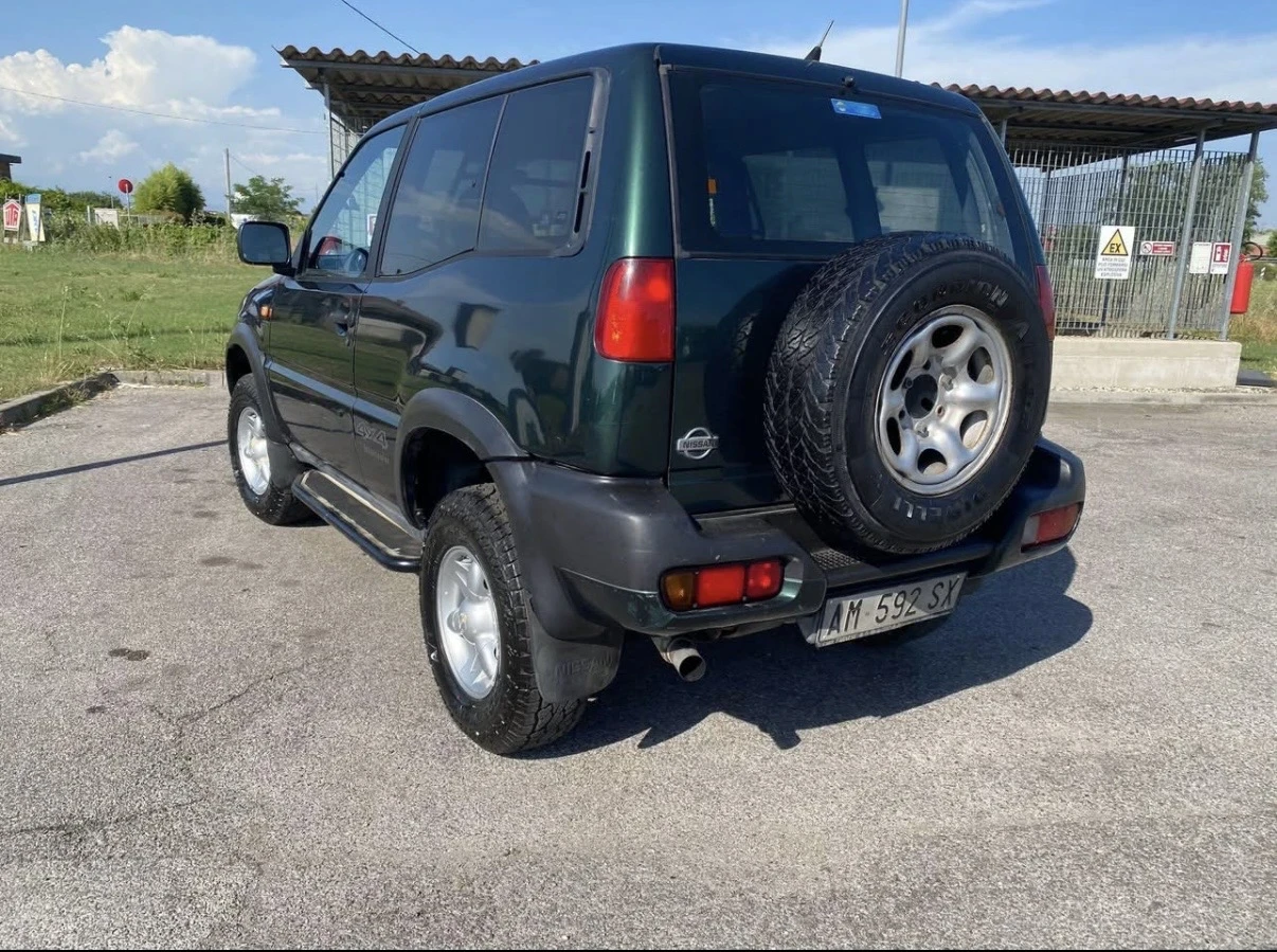 Nissan Terrano 2.7 И 2.4Ii, снимка 17 - Автомобили и джипове - 38106717
