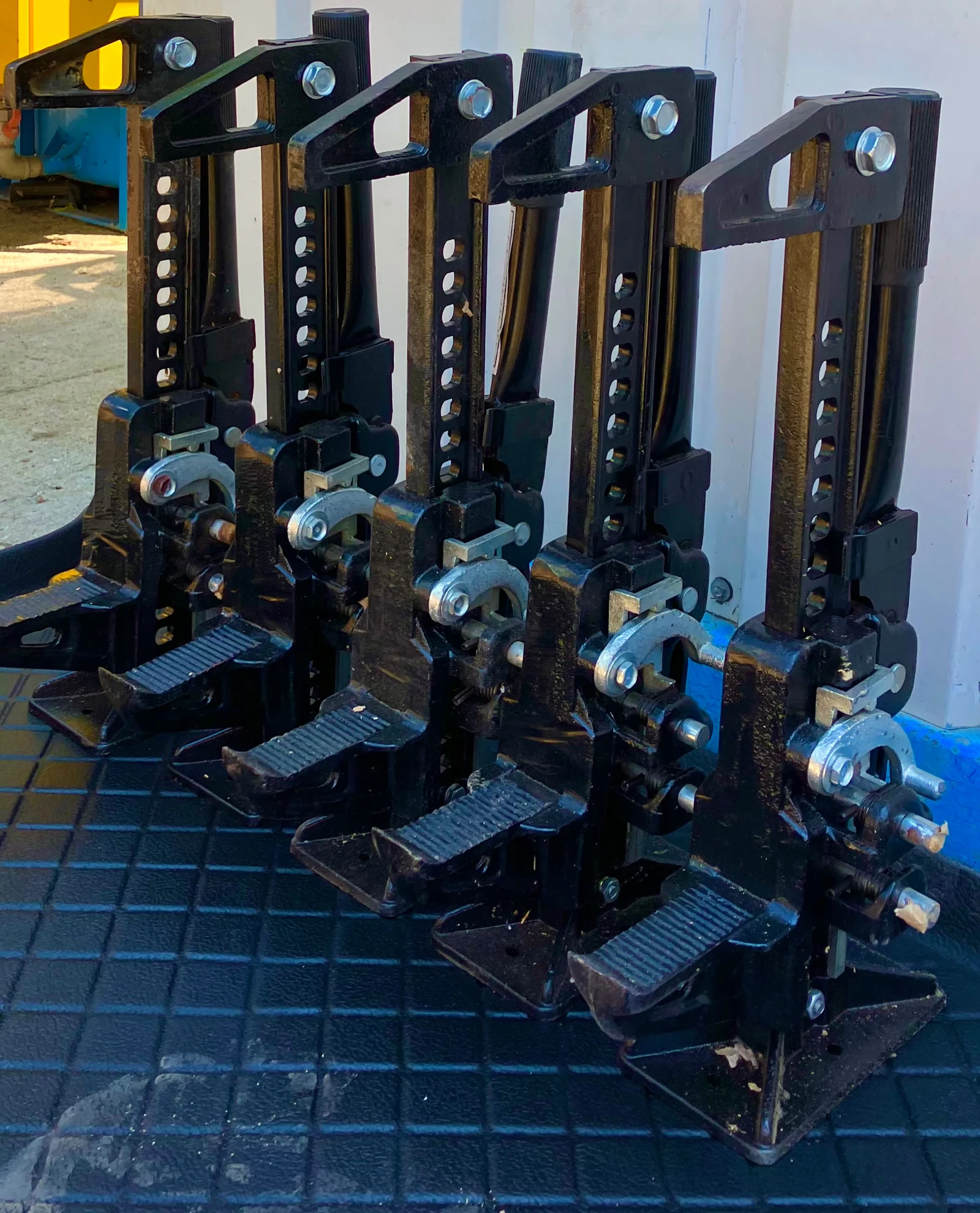 Nissan Terrano 2.7  2.4Ii | Mobile.bg   11