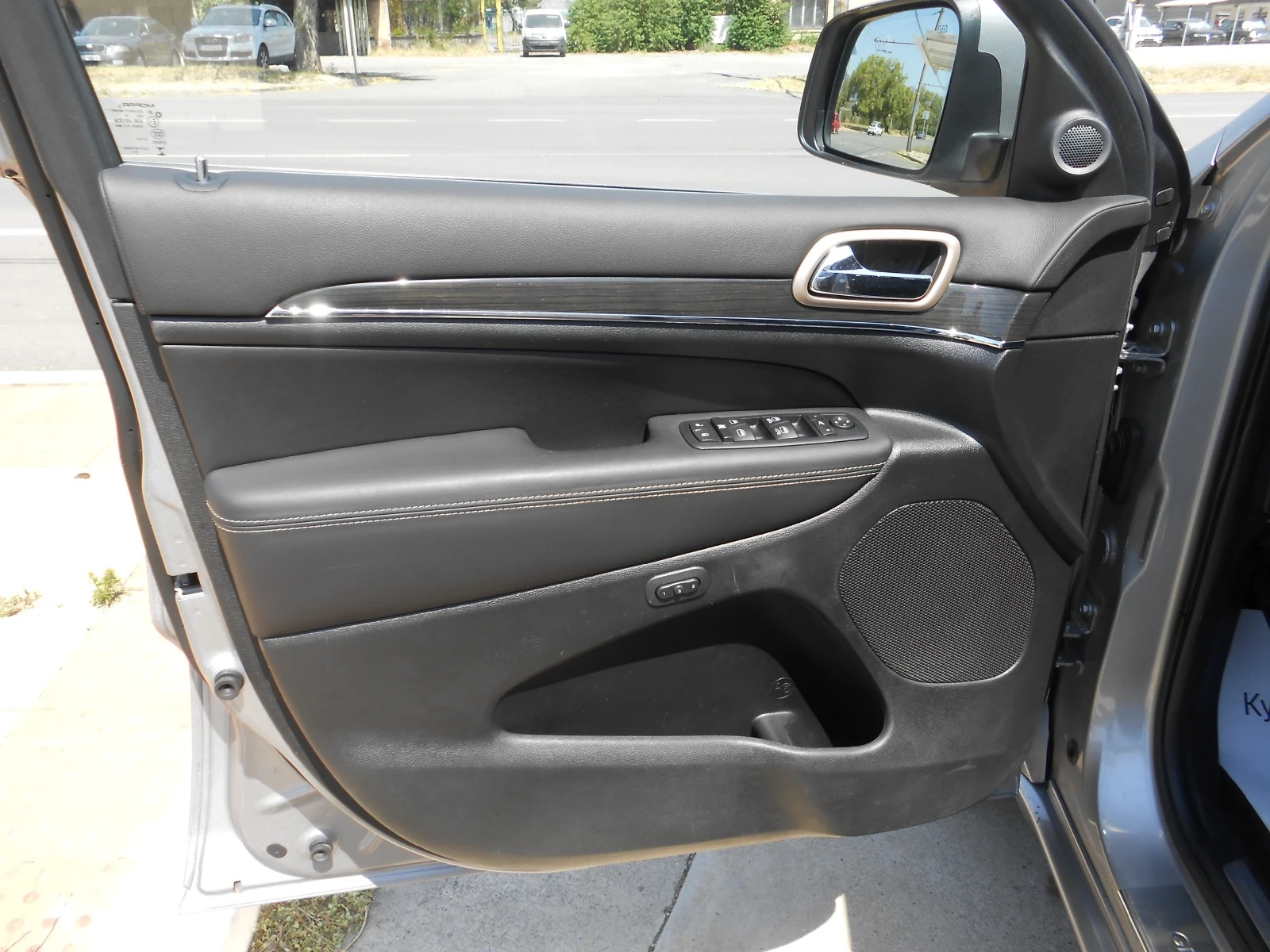 Jeep Grand cherokee 3.0d-Navi-Kamera-Keyless | Mobile.bg   12