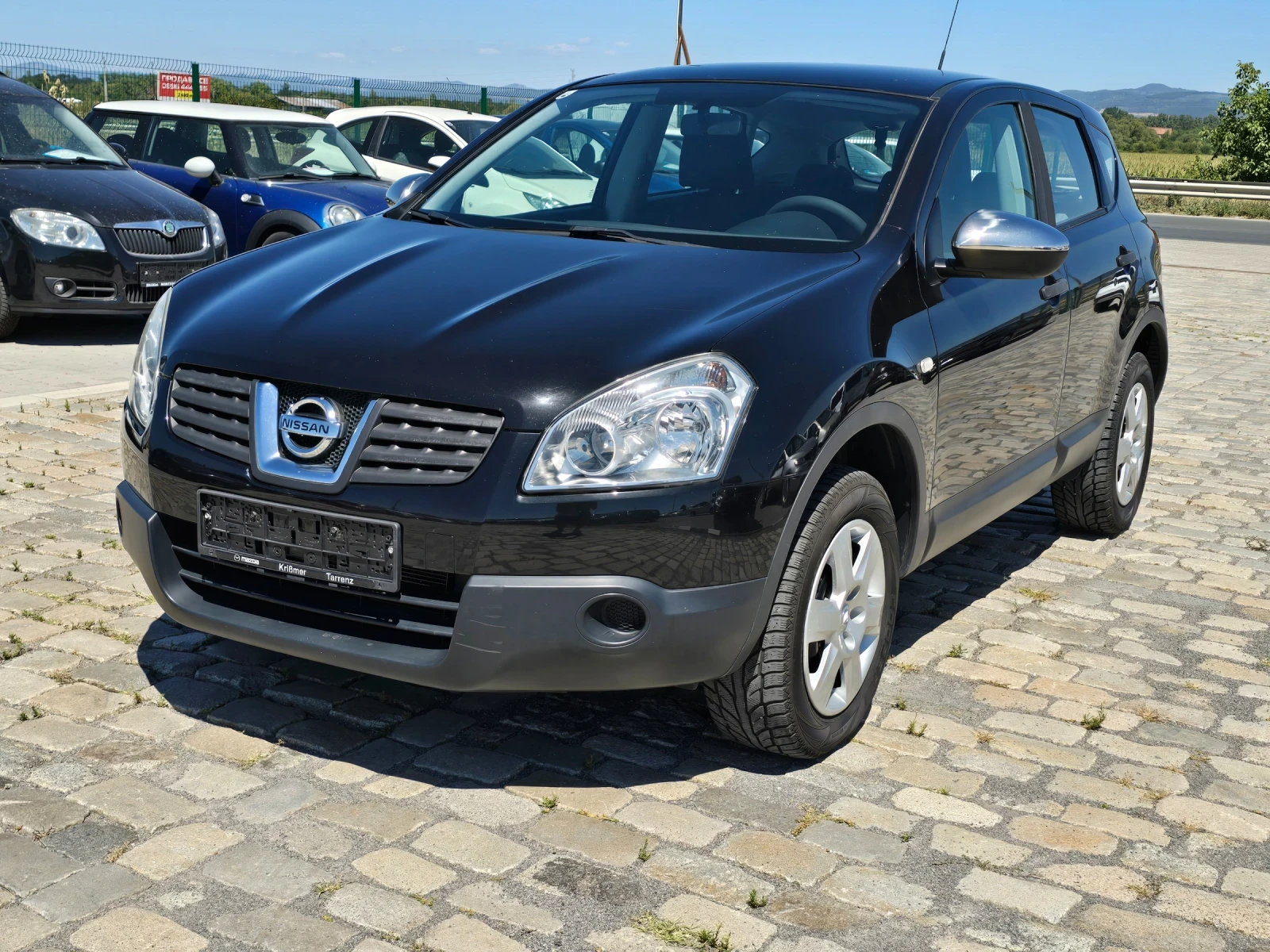 Nissan Qashqai 2.0i 141кс 4х4 РЕАЛНИ КИЛОМЕТРИ - изображение 3