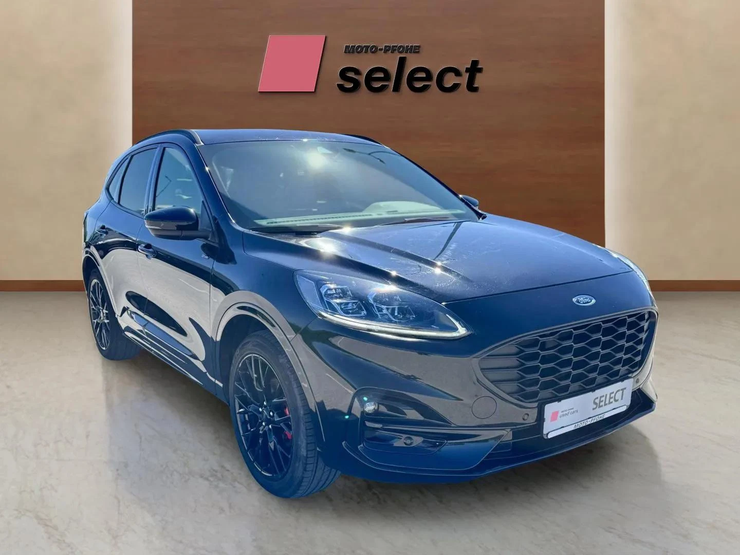 Ford Kuga 2.5 PHEV - изображение 3