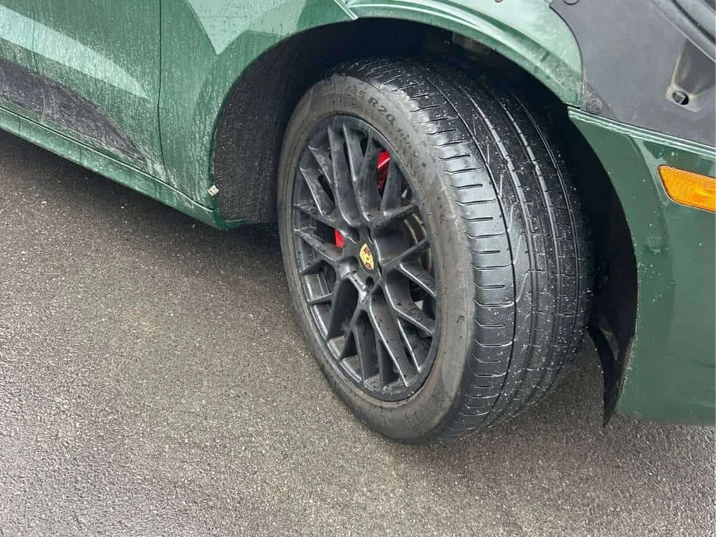 Porsche Macan * GTS * ГЛАВНО ПРЕДСТАВИТЕЛСТВО* ПАНОРАМА* КАМЕРА*, снимка 6 - Автомобили и джипове - 54214423