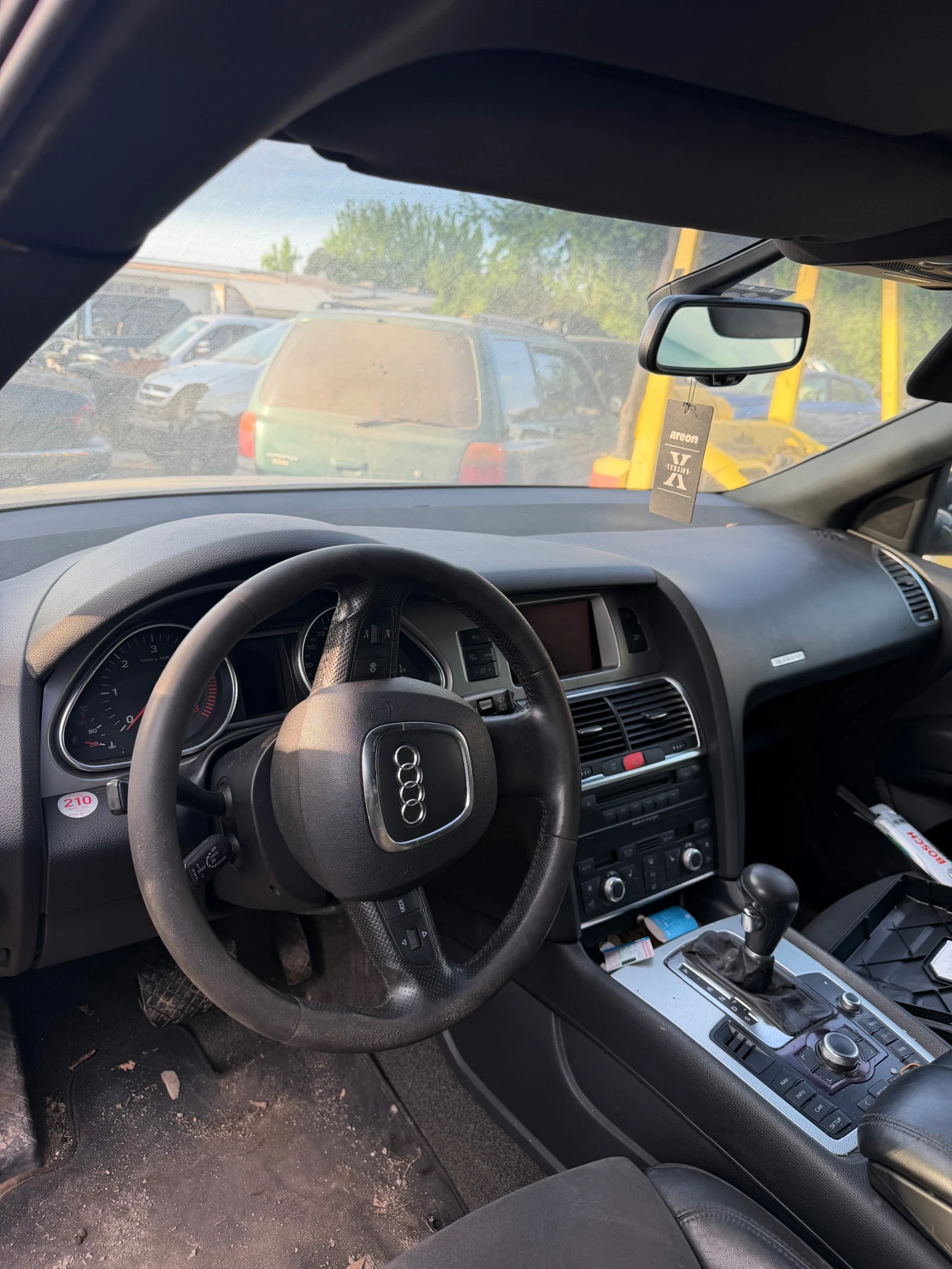 Audi Q7 3.0TDi, снимка 9 - Автомобили и джипове - 54375140