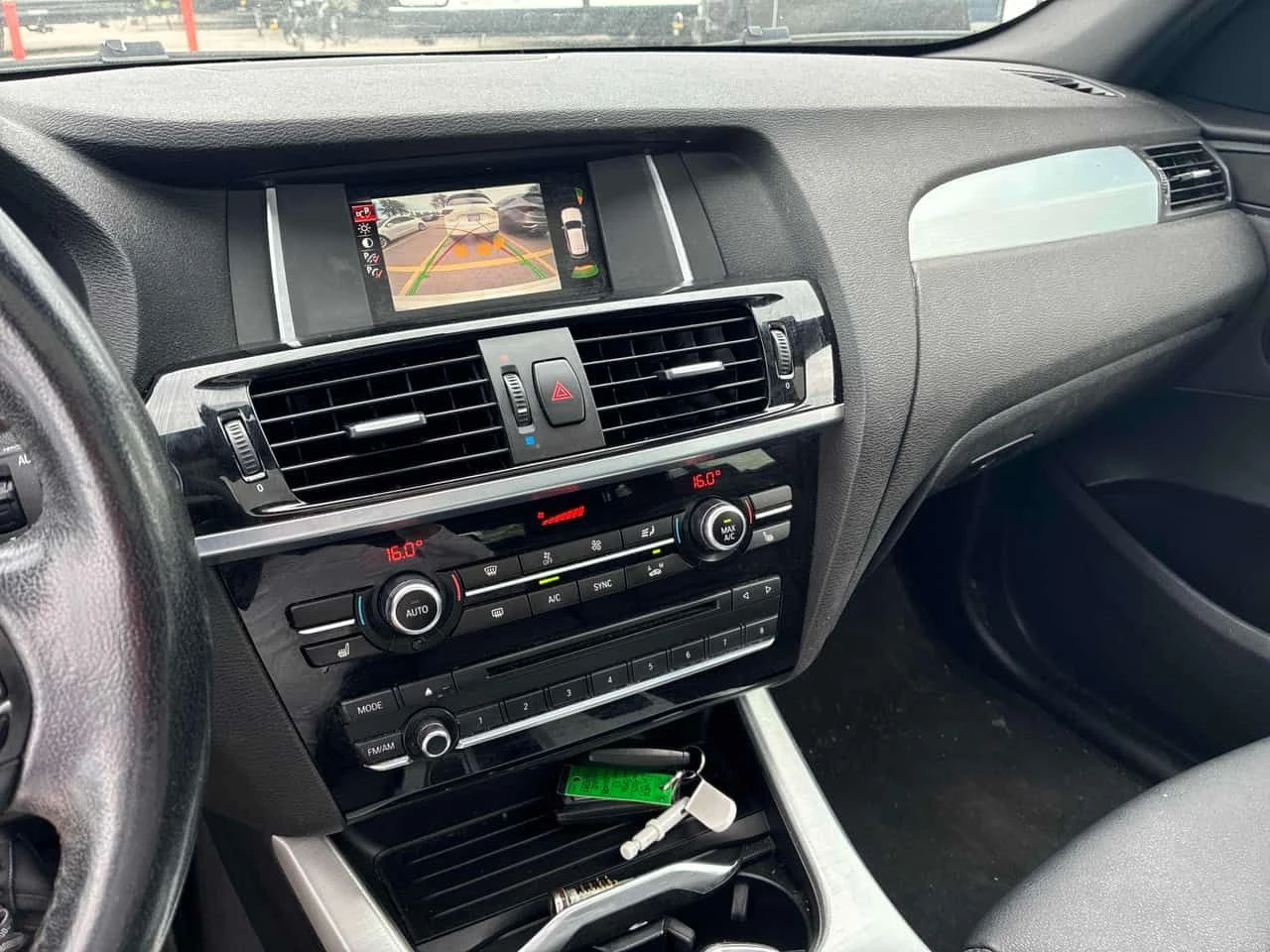 BMW X3 * xDrive28i * CARFAX * БЕЗ ПЪРВОНАЧАЛНА ВНОСКА, снимка 9 - Автомобили и джипове - 54774675