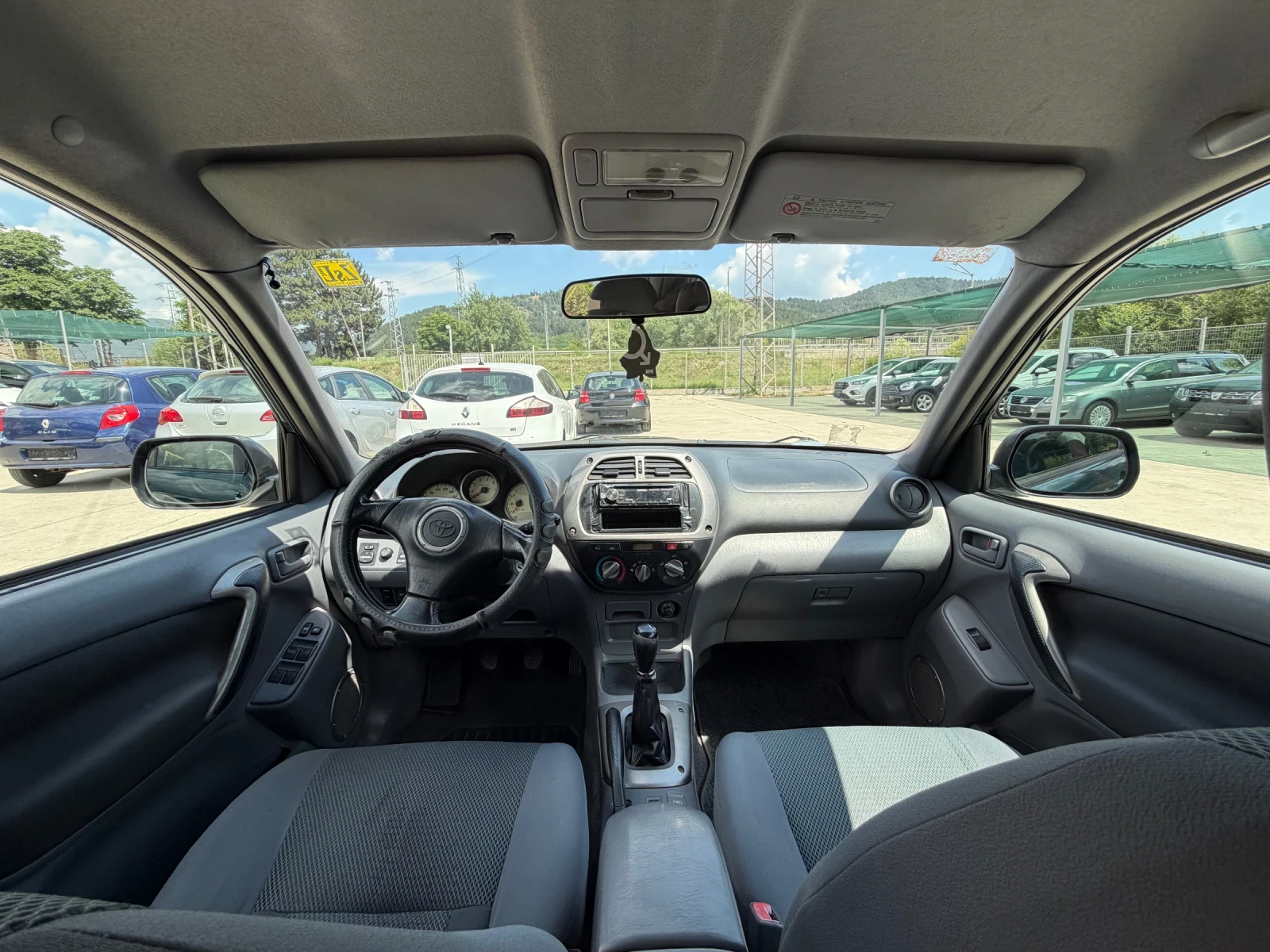 Toyota Rav4 D4D/241000km, снимка 8 - Автомобили и джипове - 55009111