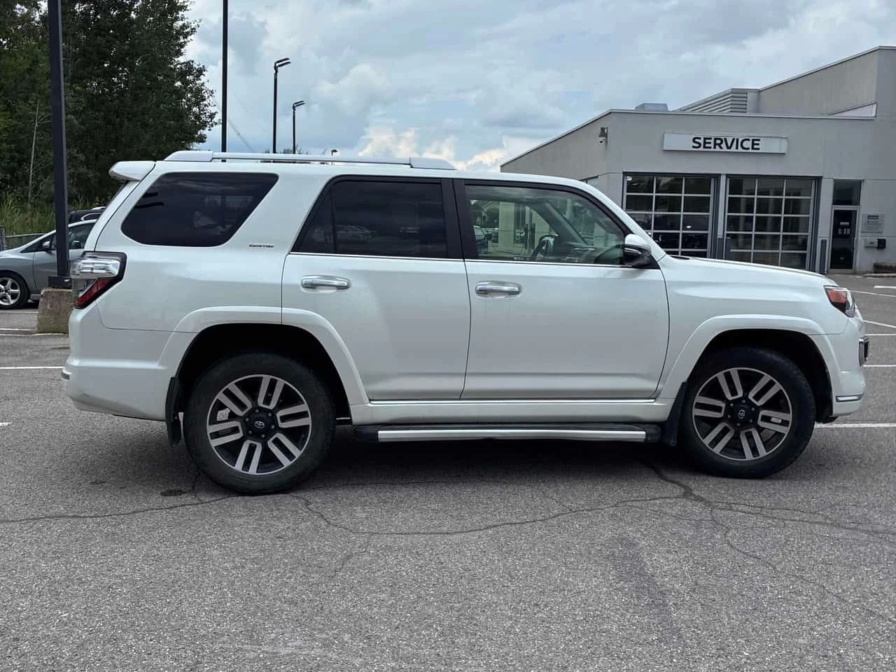 Toyota 4runner * 4WD * CARFAX * * ОПЦИЯ ЗА ФИНАНСИРАНЕ * , снимка 3 - Автомобили и джипове - 55481738
