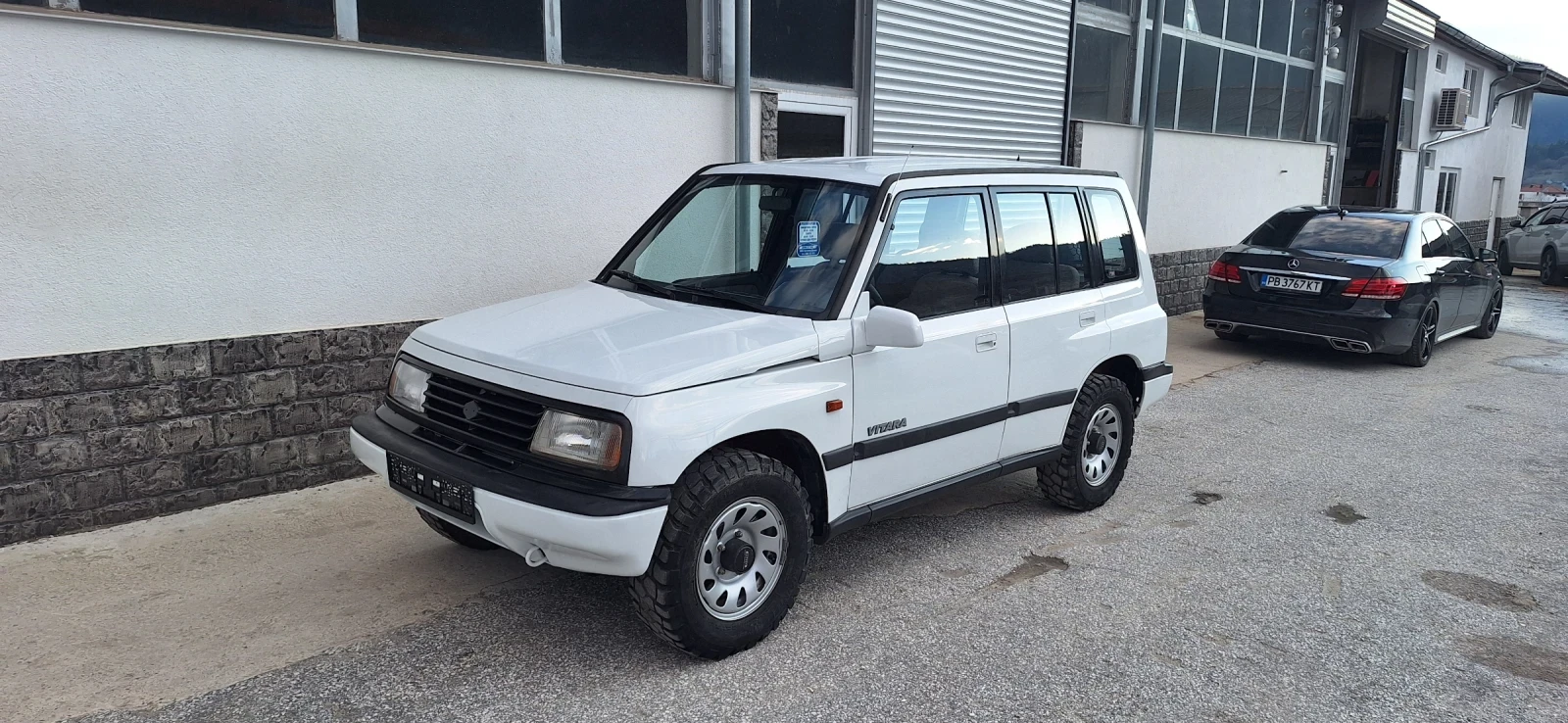 Suzuki Vitara 1.6i, снимка 4 - Автомобили и джипове - 55524222