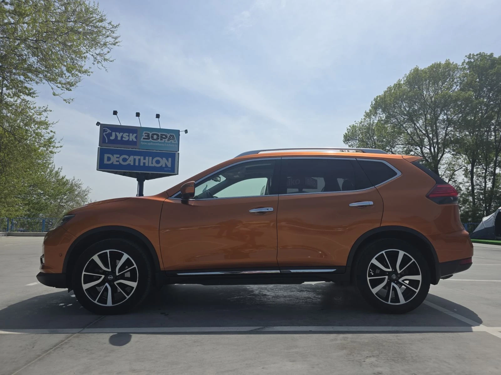 Nissan X-trail Tekna 4x4  7местен, снимка 6 - Автомобили и джипове - 55721404