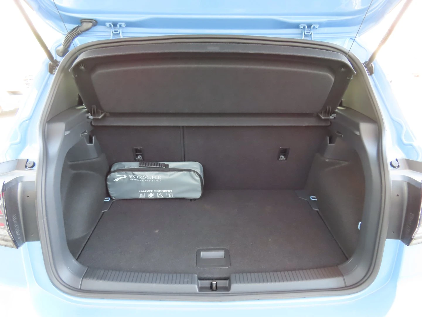 VW T-Cross, снимка 11 - Автомобили и джипове - 56420776