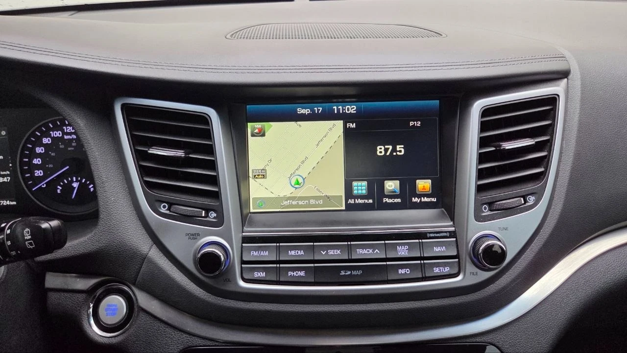 Hyundai Tucson Limited AWD | Leather | Sunroof | Navigation, снимка 9 - Автомобили и джипове - 56130620