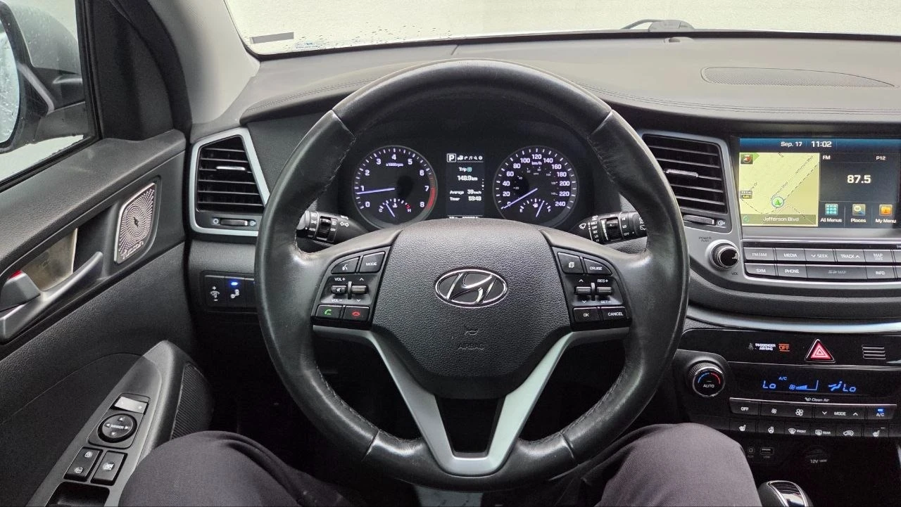 Hyundai Tucson Limited AWD | Leather | Sunroof | Navigation, снимка 7 - Автомобили и джипове - 56130620