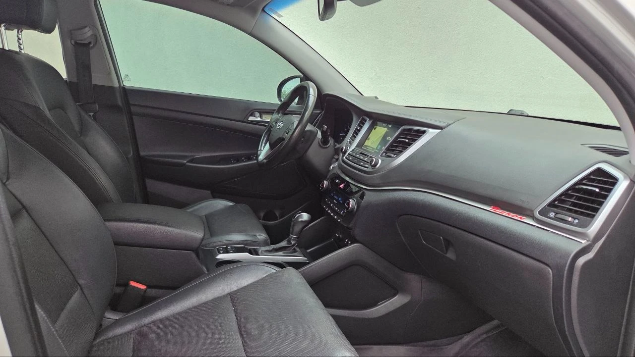 Hyundai Tucson Limited AWD | Leather | Sunroof | Navigation, снимка 6 - Автомобили и джипове - 56130620