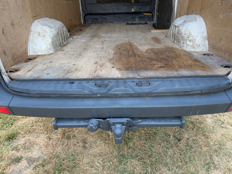 VW Crafter КЛИМАТРОНИК, снимка 9 - Бусове и автобуси - 50794197