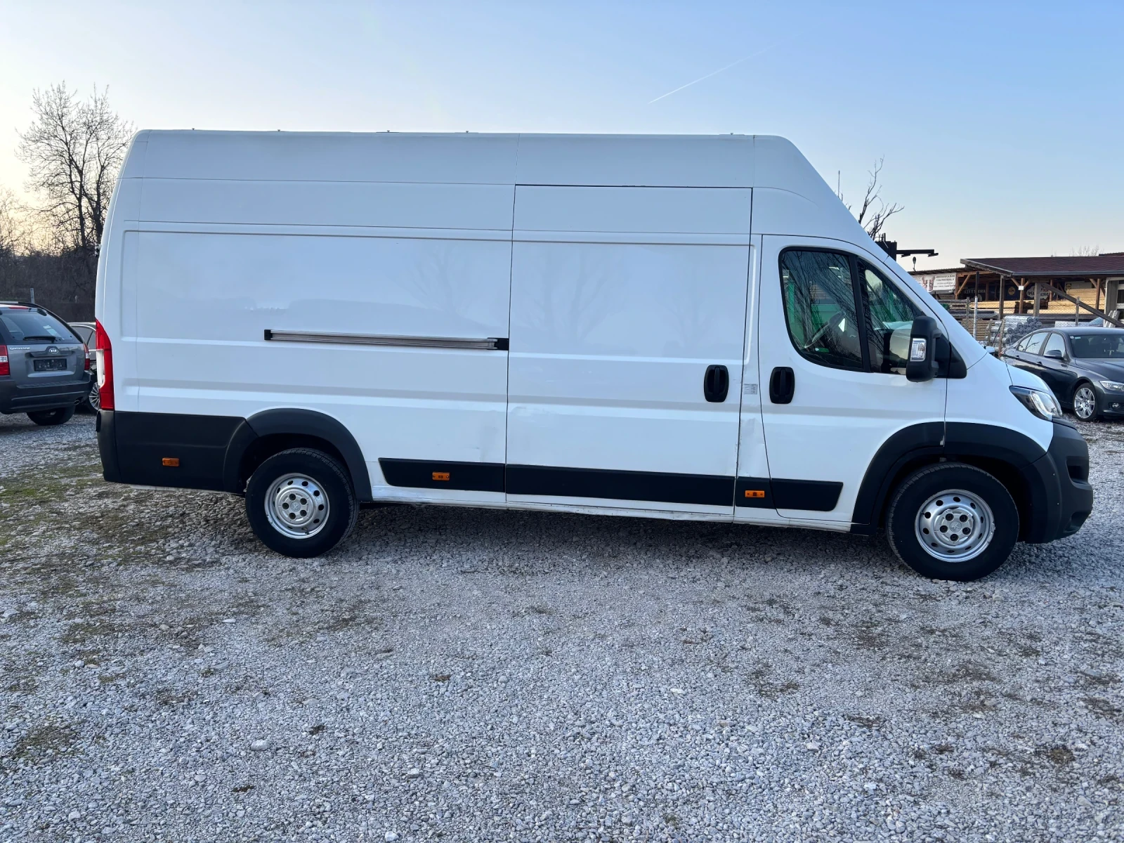 Peugeot Boxer 2.2 -164кс МАКСИ КЛИМА ЕВРО 6 - изображение 4