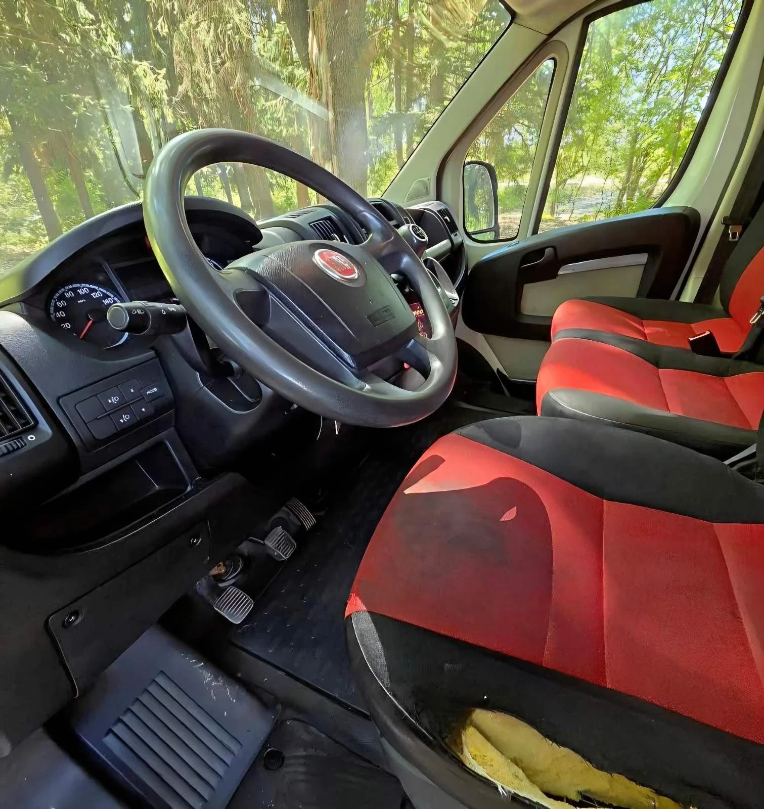 Fiat Ducato 2.3 IVEKO 09.2013 Г Обслужен , снимка 6 - Бусове и автобуси - 53842618