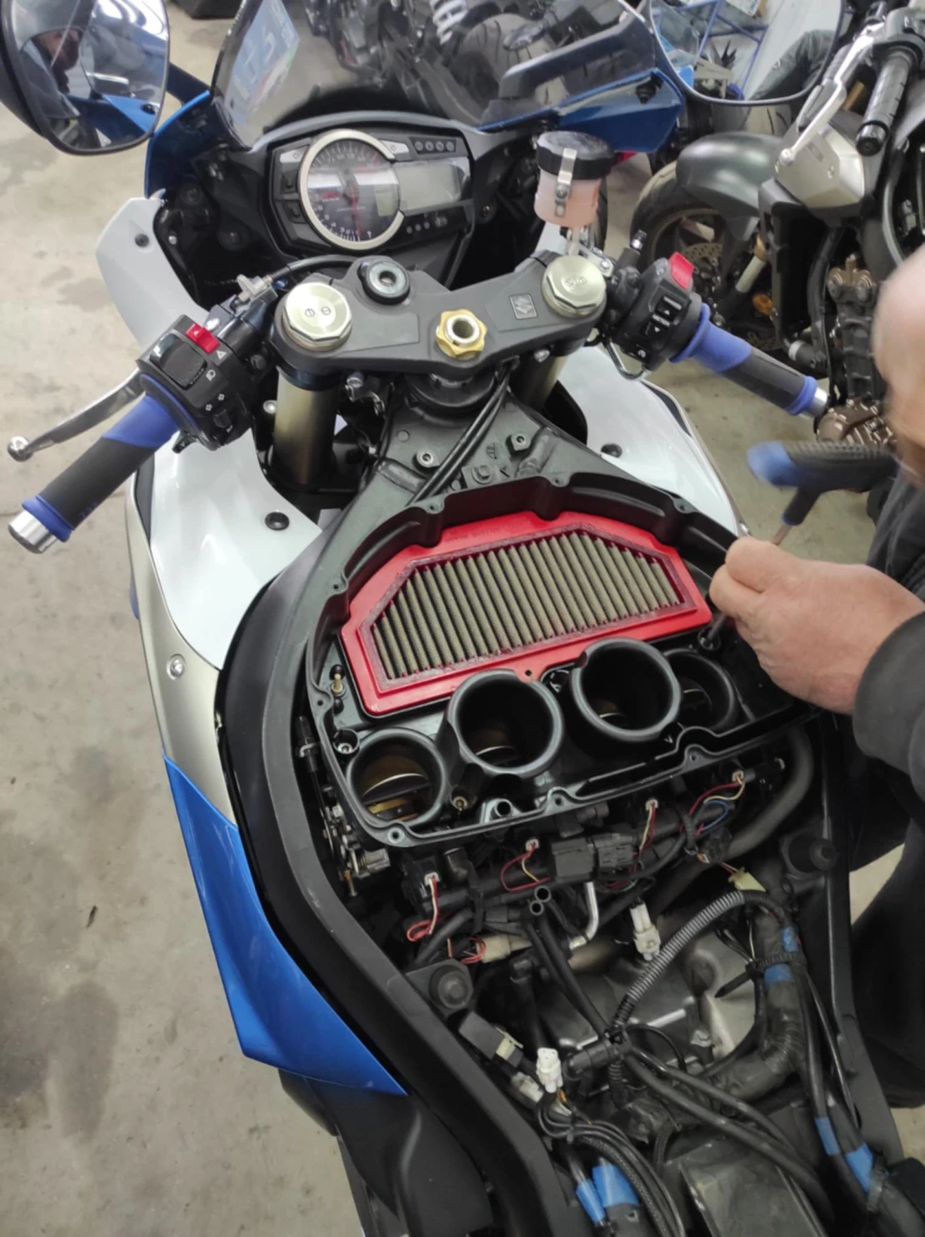 Suzuki Gsxr L0, quick shifter, power commander, ТОП състояние! - изображение 7