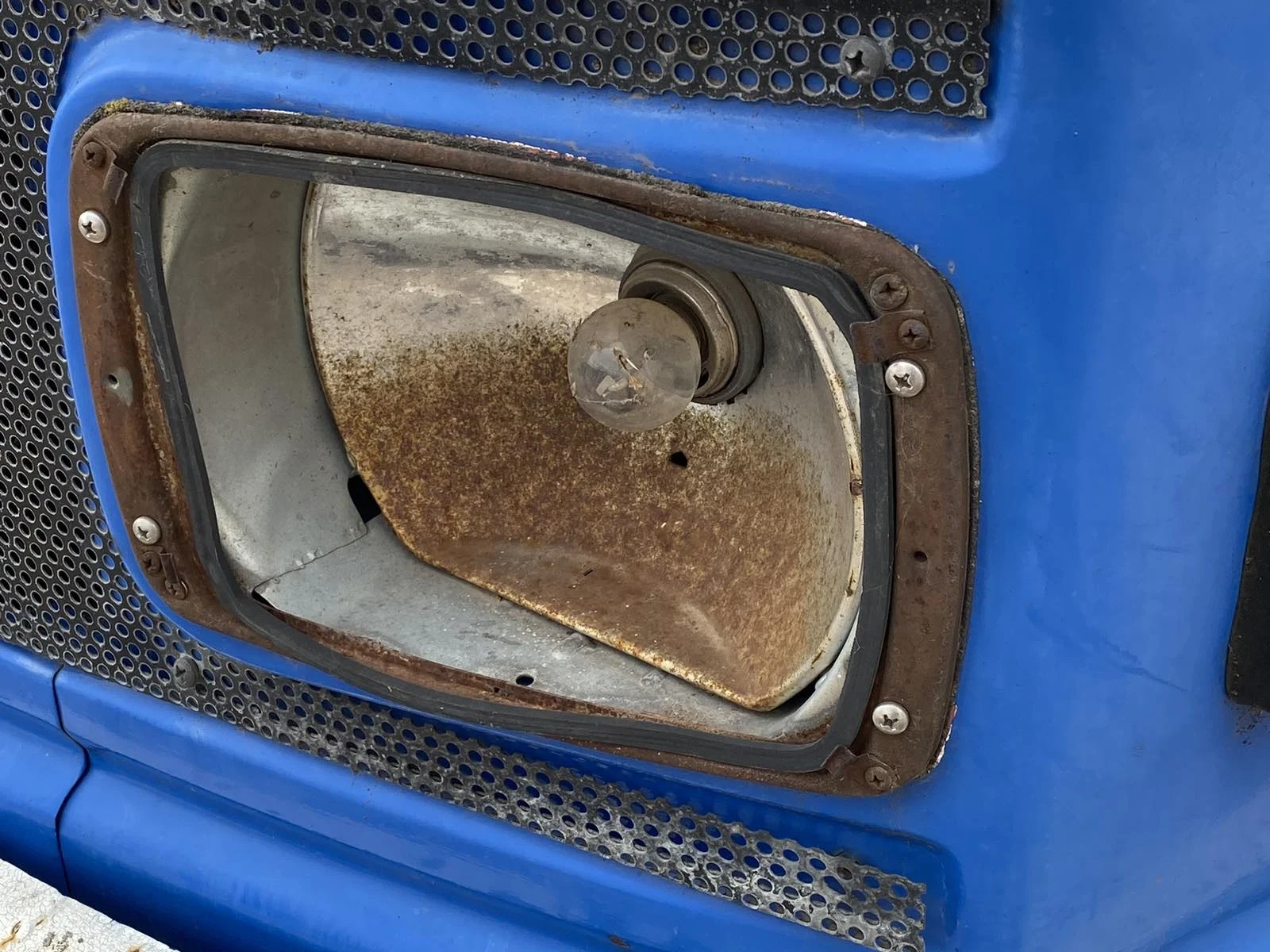 ������ Mercedes-Benz D206 | Mobile.bg � ����������� 5