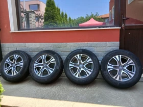        225/65R17  Toyota Rav4