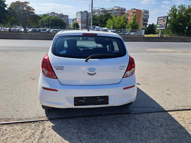 Hyundai I20 Bi-Fuel  EURO5B, снимка 4 - Автомобили и джипове - 46821114