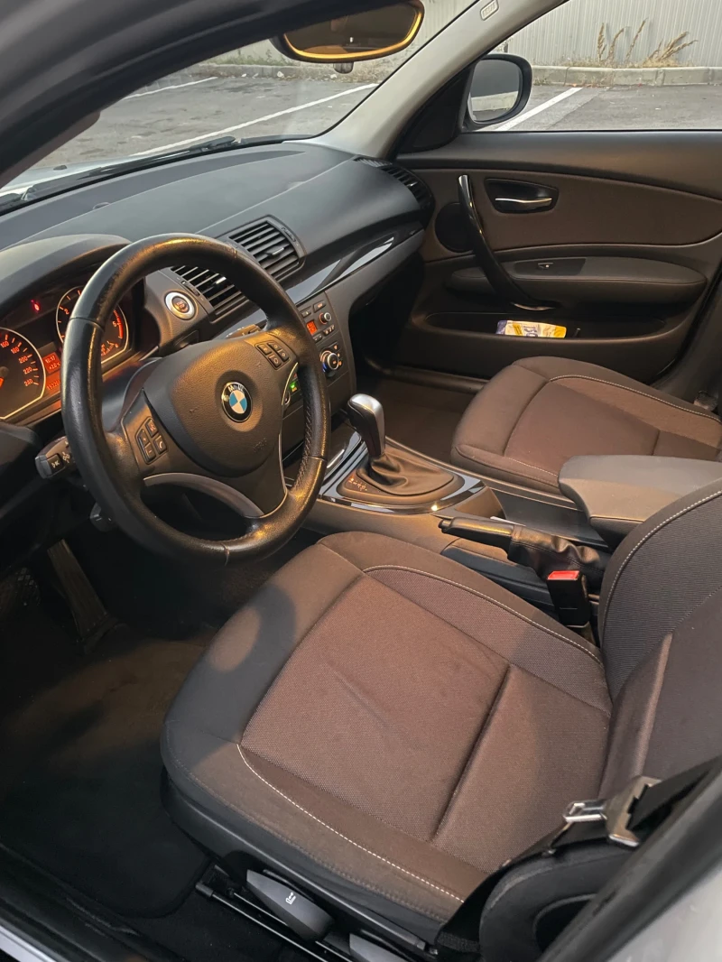 BMW 118 Facelift  Мулти Волан Реални Километри, снимка 10 - Автомобили и джипове - 48460200