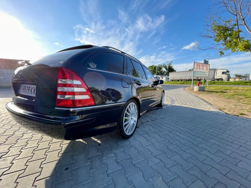 Mercedes-Benz C 320 AMG pack, снимка 4 - Автомобили и джипове - 47769521